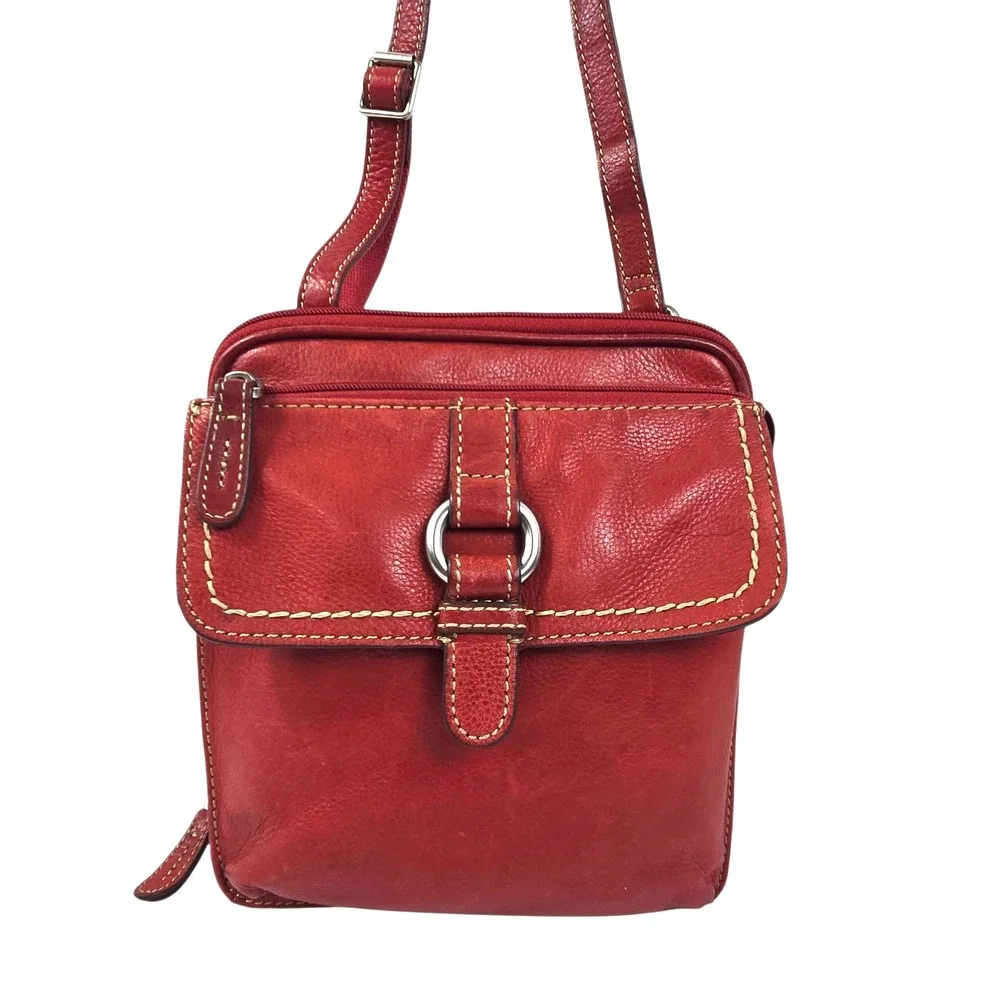 Vtg 90s Y2K FOSSIL Crossbody Bag Pebbled Leather Red Boho Zip Around EXCELLENT